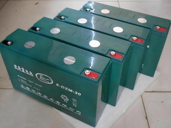 铅酸电池寿命多久_铅酸电池和锂电池哪个好