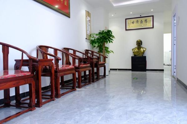 中医诊所前景怎么样_如何开一家赚钱的中医馆